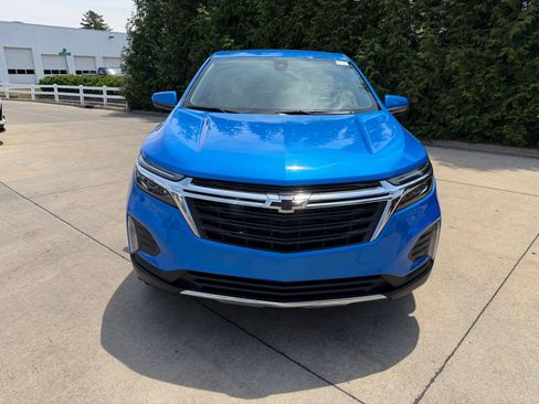 Used 2024 Chevrolet Equinox LT w/ LPO, Floor Liner Package FWD image 6