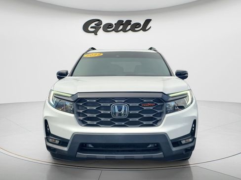 Used 2022 Honda Passport TrailSport image 2