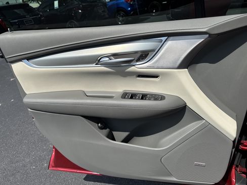 Used 2021 Cadillac XT5 Premium Luxury w/ LPO, Floor Liner Package FWD image 24