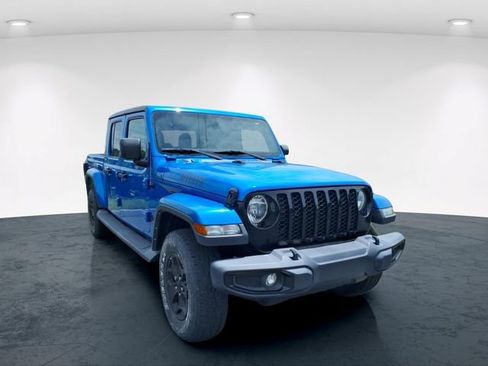 Used 2021 Jeep Gladiator Sport AWD/4WD image 9