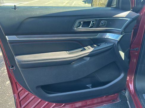 Used 2019 Ford Explorer Sport w/ Equipment Group 401A image 11