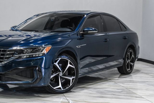 Used 2020 Volkswagen Passat 2.0T R-Line FWD image 8