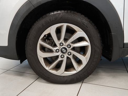 Used 2018 Hyundai Tucson SEL image 15