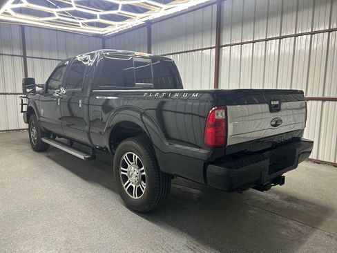 Used 2015 Ford F250 Platinum w/ FX4 Off-Road Package image 4