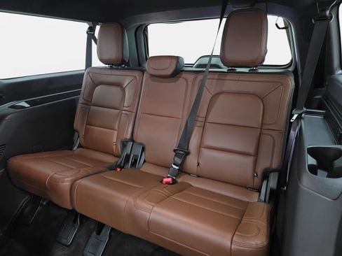 Certified 2024 Lincoln Navigator L Reserve AWD/4WD image 34