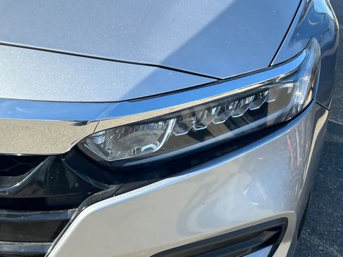 Used 2020 Honda Accord LX image 11