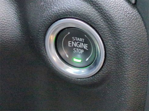 Certified 2025 Chevrolet Silverado 2500 Custom w/ Custom Value Package image 34