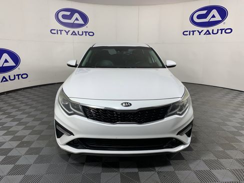 Used 2019 Kia Optima S image 9