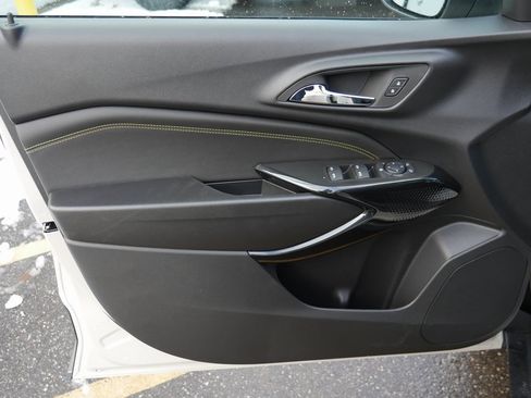 New 2026 Chevrolet Trax ACTIV w/ Sunroof Package image 30