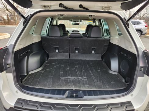 Certified 2022 Subaru Forester Limited w/ Popular Package #3 image 8