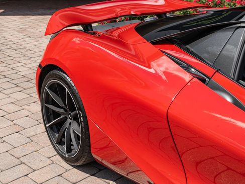 Used 2020 McLaren 720S Performance RWD image 15