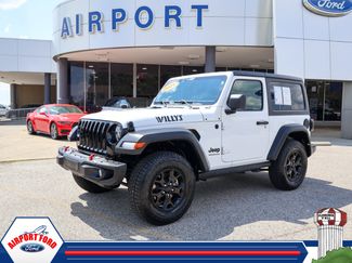Used 2021 Jeep Wrangler Sport AWD/4WD video 1