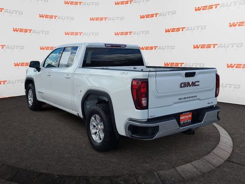 Used 2023 GMC Sierra 1500 SLE AWD/4WD image 3