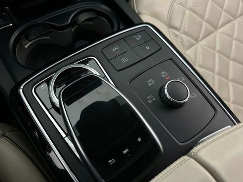 Used 2017 Mercedes-Benz GLS 550 GLS 550 image 34