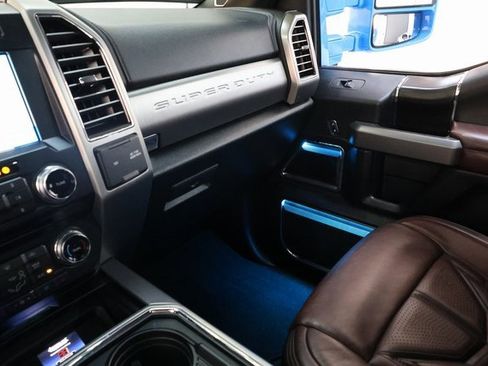 Used 2018 Ford F250 Platinum w/ Platinum Ultimate Package image 91