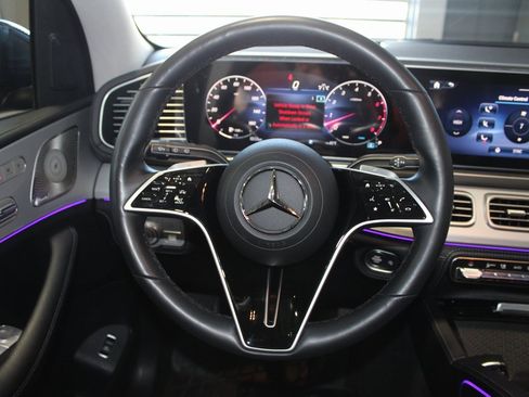 Used 2025 Mercedes-Benz GLE 450 4MATIC image 22
