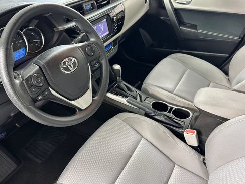 Used 2016 Toyota Corolla LE FWD image 10