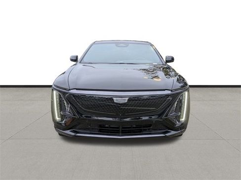 Used 2025 Cadillac Lyriq Sport image 2