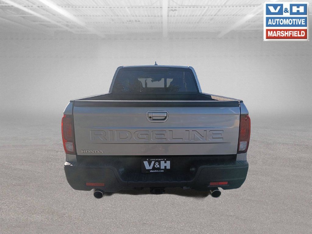 Used 2025 Honda Ridgeline RTL image 3