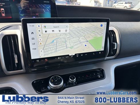 Used 2025 Ford Expedition Active image 18