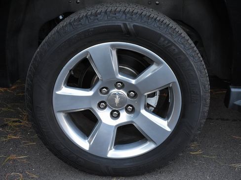 Used 2016 Chevrolet Tahoe LT w/ Luxury Package image 14