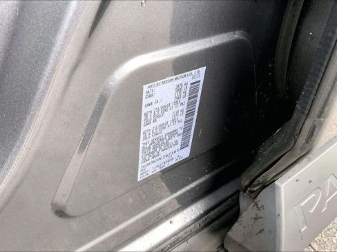 Used 2023 Nissan Pathfinder SV AWD/4WD image 14