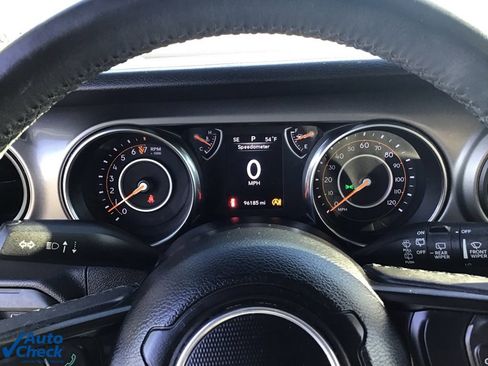 Used 2019 Jeep Wrangler Unlimited Sport S image 28