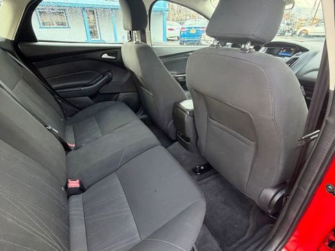 Used 2015 Ford Focus SE image 17