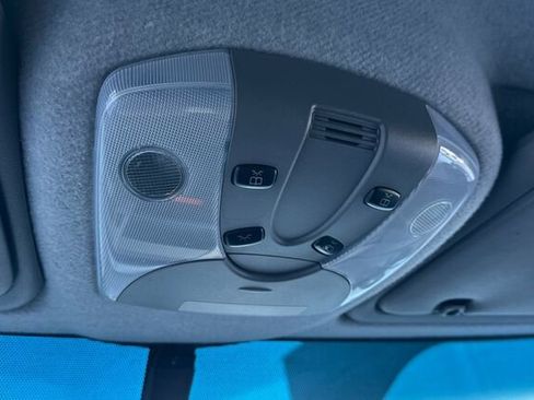 Used 2016 Mercedes-Benz Sprinter 2500 image 35