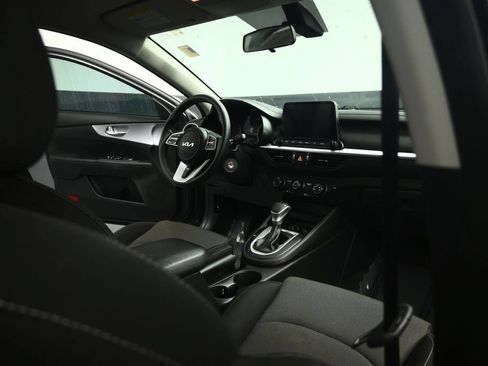 Used 2023 Kia Forte LXS w/ LXS Technology Package FWD image 62