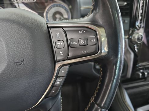 Used 2021 RAM 1500 Limited AWD/4WD image 17
