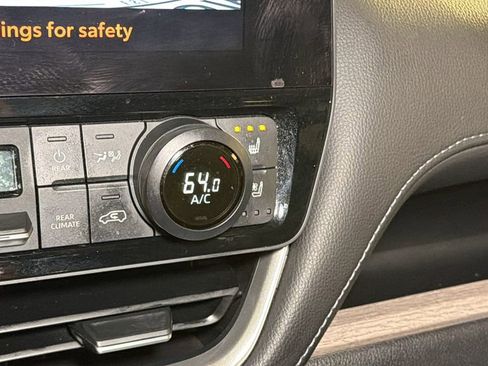 Used 2024 Toyota Grand Highlander AWD Hybrid image 29
