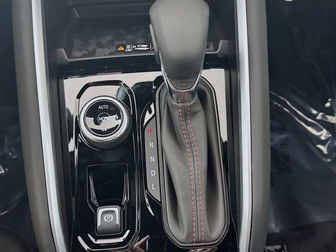 New 2026 Chevrolet Colorado Z71 w/ Technology Package image 18