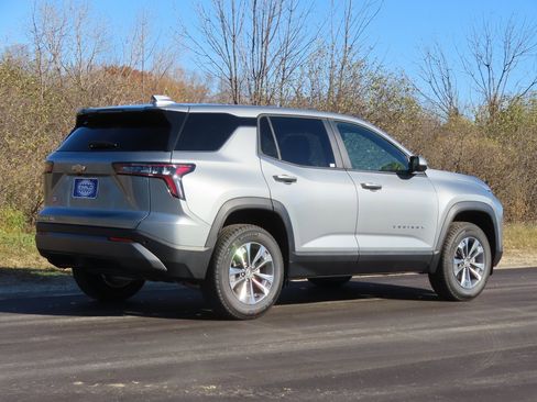 New 2026 Chevrolet Equinox LT w/ LPO, Floor Liner Package image 3