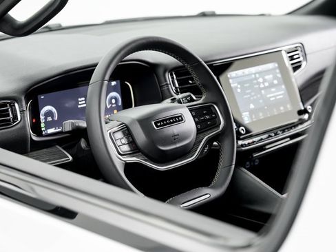 Used 2022 Jeep Wagoneer Series II image 10