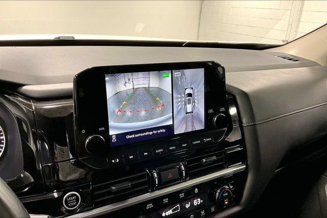 Used 2023 Nissan Pathfinder SL AWD/4WD image 15