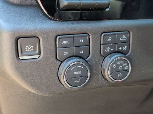 Used 2024 Chevrolet Silverado 1500 High Country AWD/4WD image 14