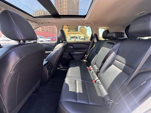 Certified 2023 Nissan Rogue SL w/ SL Premium Package FWD image 17