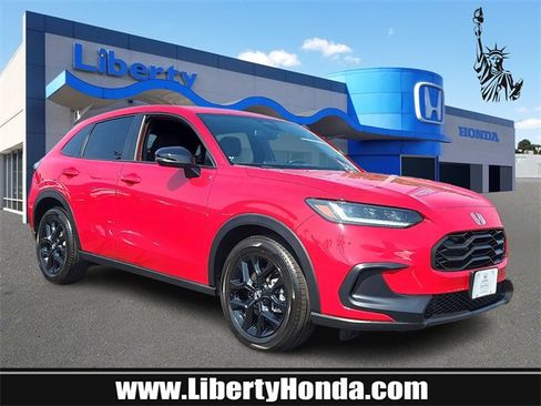 Used 2025 Honda HR-V Sport image 1