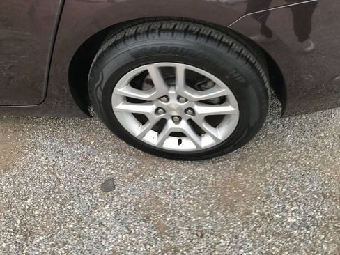 Used 2015 Chevrolet Malibu LT w/ Power Convenience Package image 32