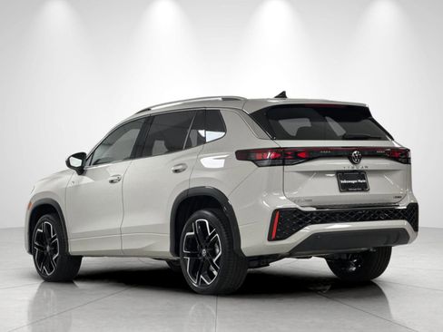 New 2026 Volkswagen Tiguan SEL R-Line AWD/4WD image 3