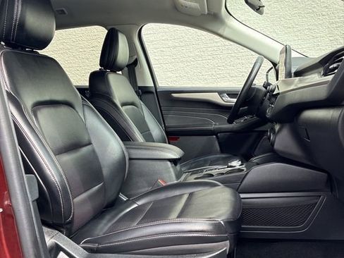 Used 2021 Ford Escape SEL image 12