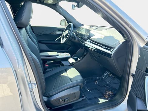 Used 2025 BMW X1 xDrive28i w/ Technology Package AWD/4WD image 14