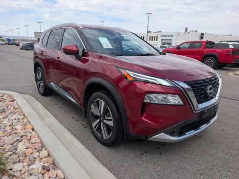 Used 2023 Nissan Rogue Platinum AWD/4WD image 4