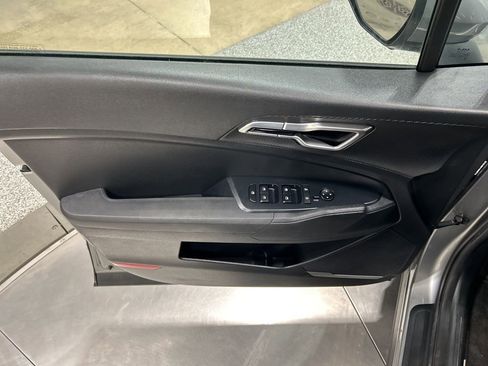 Used 2025 Kia Sportage LX AWD/4WD image 16