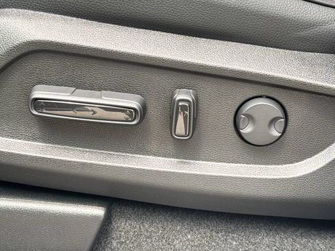 Certified 2026 Honda Pilot Black Edition image 14