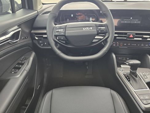 New 2026 Kia Sportage SX FWD image 14