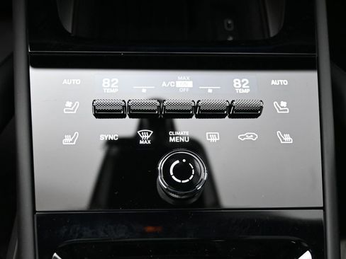 Certified 2026 Porsche Cayenne GTS image 21