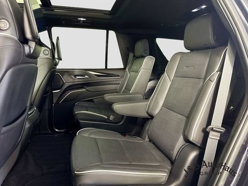 Used 2024 Cadillac Escalade Sport w/ LPO, ONYX Package AWD/4WD image 28