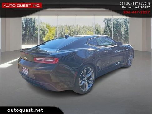 Used 2018 Chevrolet Camaro LT w/ RS Package image 5